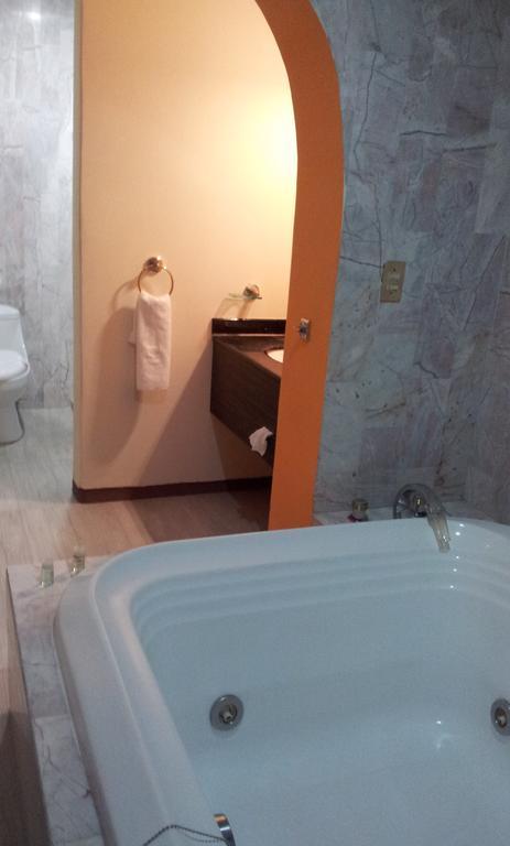 Hotel Real Del Sol Cuernavaca Eksteriør billede